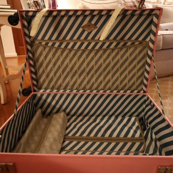 4-Piece Steamline Luggage Set, Large suitcase, carryon suitcase,  two hatboxes - Picture 15 of 16